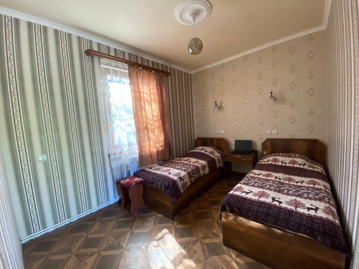 Aghasu Tun B&B Odzun Ngoại thất bức ảnh